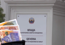 LSM e dorëzoi iniciativën te deputetët: Pagat e funksionarëve të ulen për 80%