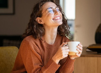 Cilat janë gabimet më të zakonshme kur pini kafe gjatë ditës?