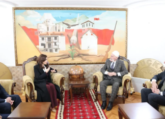 Spiropali viziton Prekazin: Ka vende ku fjalët bëhen të vogla