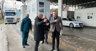 Info Shqip: Zëvendës drejtori i Drejtorisë së Doganave zhvilloi vizitë pune në pikën kufitare Qafë Thanë