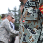 Së shpejti konkurs për pranimin e 300 ushtarëve të rinj në Armatë! Paralajmërohet rritje e pagave në ushtri