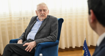 Info Shqip: Walker: Zëvendësi im francez u bë ambasador në Serbi, koordinohej me Beogradin