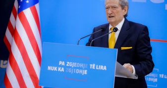 Info Shqip: Berisha: Ramës i mbyllën dyert në Konferencën e Mynihut, përfundoi duke ‘u puthur me Dashin’