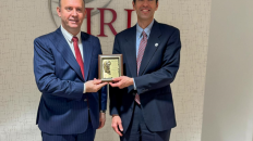 Info Shqip: Kryeparlamentari Gashi takon drejtuesit e IRI-it në Uashington