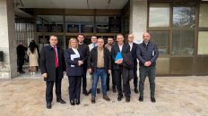 Info Shqip: “Pa shqip, s’ka shtet!” – VLEN shpërthen ndaj Minçevit: Mbledhjet njëgjuhëshe janë të pavlefshme