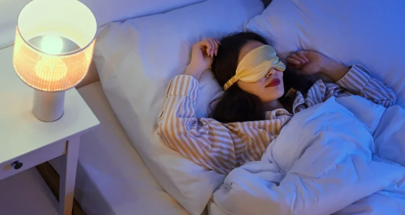 Info Shqip: Ekspertët këmbëngulin në përvetësimin e një zakoni që lidhet me gjumin për mirëqenie afatgjatë