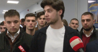 Info Shqip: Studentët e drejtësisë së tre universiteteve shqiptare paralajmërojnë protesta për çështjen e jurisprudencës