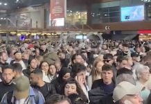 Panik në Aeroportin e Stambollit, bllokohen mijëra udhëtarë, mes tyre edhe shqiptarë (VIDEO)
