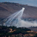 Info Shqip: Studiuesi: Izraeli përdor fosfor të bardhë për të djegur territorin në jug të Libanit