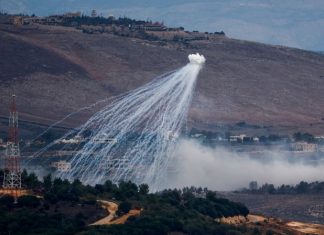 Studiuesi: Izraeli përdor fosfor të bardhë për të djegur territorin në jug të Libanit