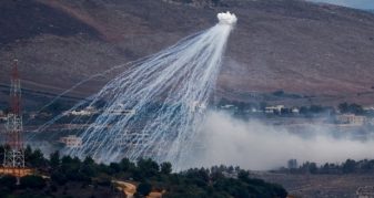 Info Shqip: Studiuesi: Izraeli përdor fosfor të bardhë për të djegur territorin në jug të Libanit