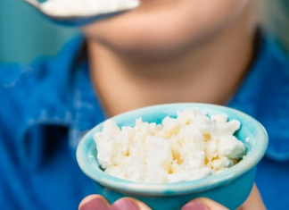 Gjiza para gjumit mund të përshpejtojë metabolizmin dhe të ndihmojë në dobësim