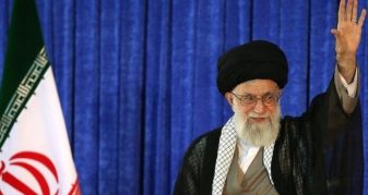 Info Shqip: U vra nga SHBA, publikohet fotoja e parë e Ali Khameneit nën rrënoja!