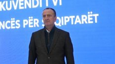 Info Shqip: Taravari: Mickoski po rrezikon të ardhmen evropiane e vendit, VLEN të reagoj