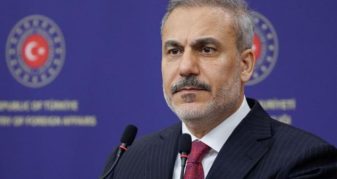 Info Shqip: Ministri i Jashtëm turk: Po i përcjellim Iranit thirrje që të mos përhapë luftë