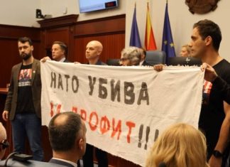 “NATO vret”, Rute u prit me parulla anti-NATO nga disa deputetë në Kuvendin e Maqedonisë (VIDEO)