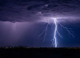 Çfarë ndodh me njeriun kur goditet nga rrufeja