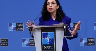 Info Shqip: NATO e bën lajm botëror Presidenten Vjosa Osmanin