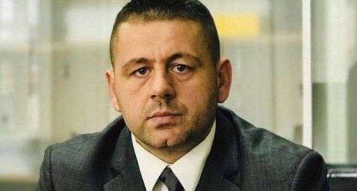 Info Shqip: Bekë Berisha i AAK-së: Me ditë që flaka i del, Vjosa Osmani nuk ka votë prej meje