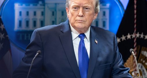 Info Shqip: “Kurthi i Hormuzit”, Trump përballë krizës që po i del jashtë kontrollit