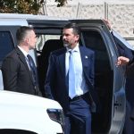 Çka kërkon vërtet djali i Donald Trump në Banjallukë në “oborrin” e Dodikut? (VIDEO)