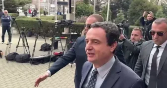 Info Shqip: ​Zgjedhja e presidentit, a është në komunikim Kurti me Abdixhikun?