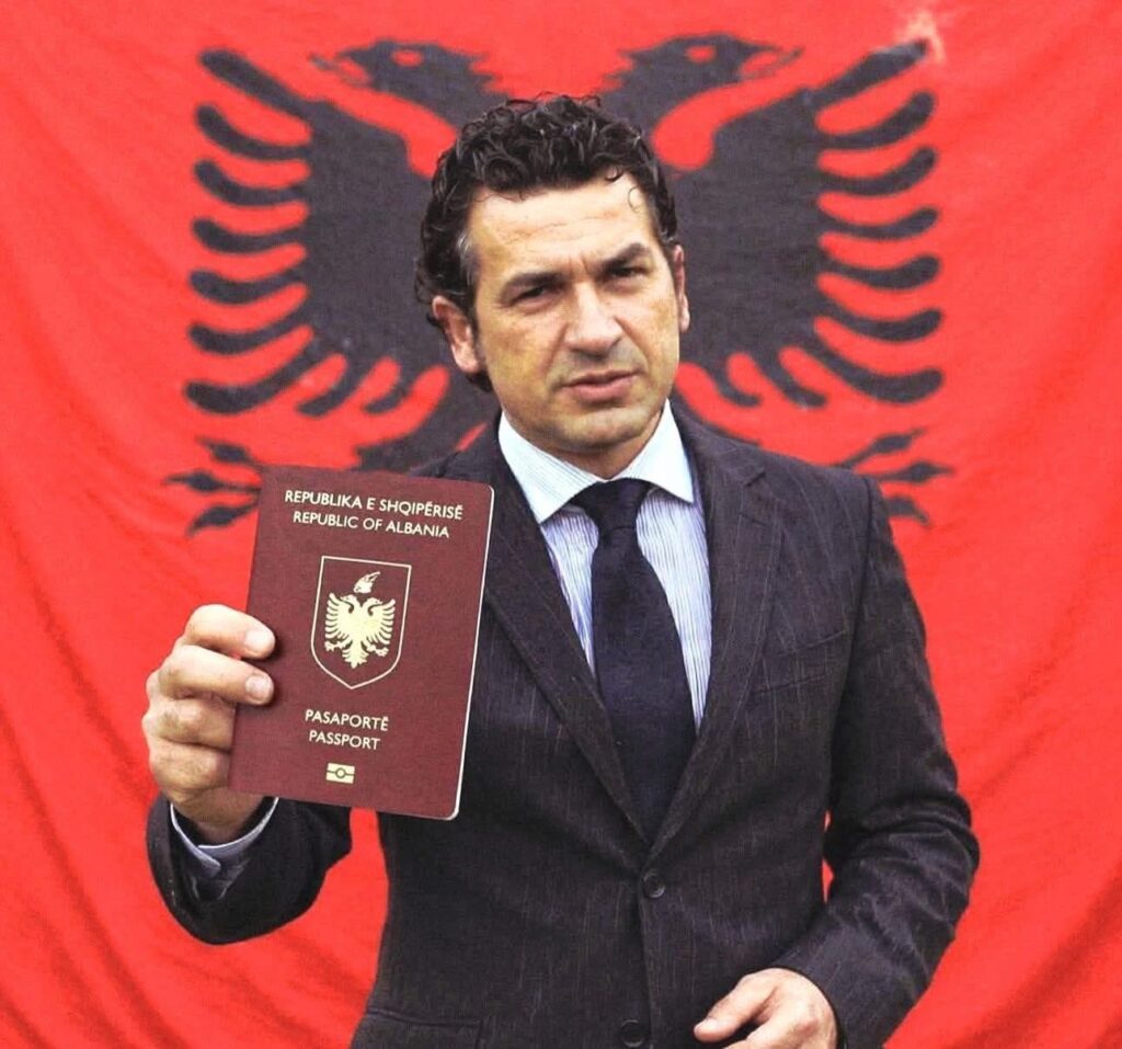 shqiperia-ti-jap-shtetesine-cdo-kujt-qe-ka-kombesi-shqiptare