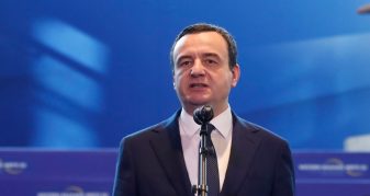 Info Shqip: Publikohet pasuria, Kurti me vetëm 16 euro e 40 centë në bankë