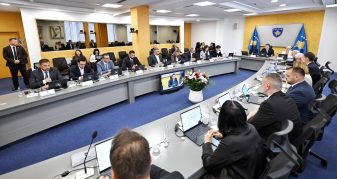 Info Shqip: Këto janë vendimet që i mori Qeveria e Kosovës në mbledhjen e sotme