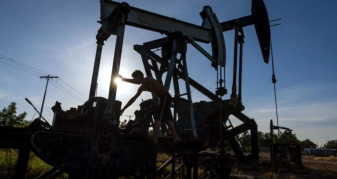 Info Shqip: Çmimet e naftës u rritën ndjeshëm pas përplasjes SHBA-Iran