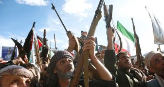 Info Shqip: Të përfshirë në luftën me Iranin, Huthët e Jemenit: Kemi nisur breshëri raketash drejt Izraelit