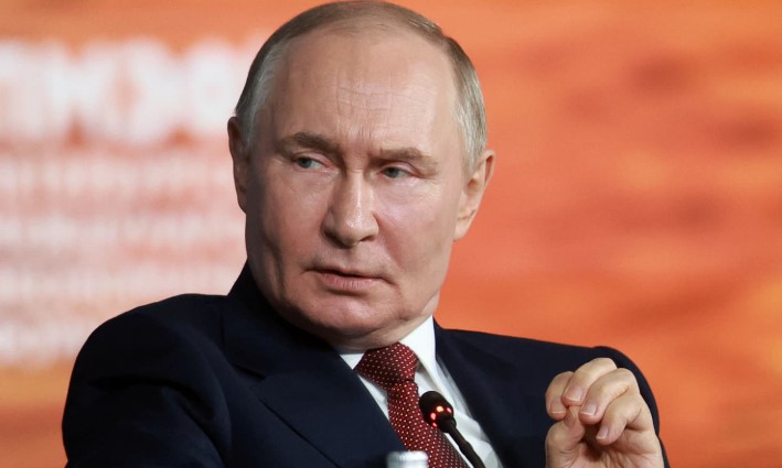 Rusia premton mbështetje të plotë Iranit kundër presionit ndërkombëtar
