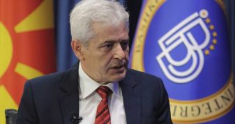 Info Shqip: “Gjuha shqipe në Maqedoni një rrezik i vërtetë”, Ali Ahmeti: Pa shqiptarët Maqedonia i ka ditët e numëruara
