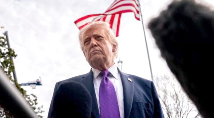 bota-fq-13-trump-bisedat