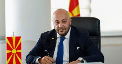 Info Shqip: Kostadinovski: Askush nuk dëshiron ta shfuqizojë apo ta pakësojë përdorimin e gjuhës shqipe