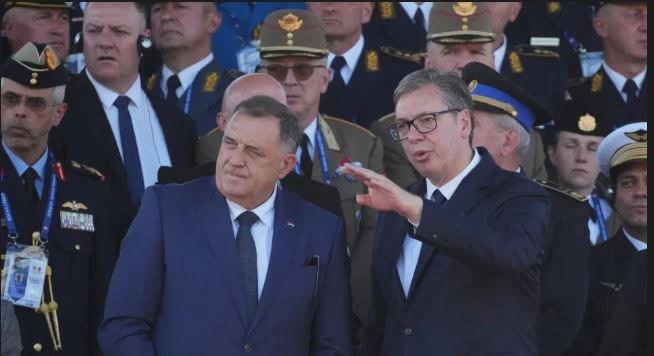 Dodik thëret takim urgjent  Bota Serbe mblidhet kundër Aleancës Shqiptaro Kroate