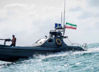 Garda Revolucionare iraniane sulmon anijen amerikane me 5,000 ushtarë në Oqeanin Indian