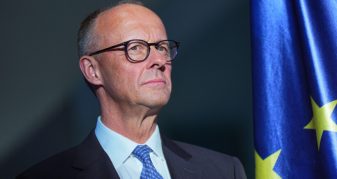 Info Shqip: Merz: SHBA po “poshtërohet” nga udhëheqja e Iranit