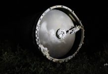 Raketa iraniane godet ndërtesën e telekomunikacionit në Emiratet Arabe, dy të plagosur