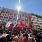 Info Shqip: Ministria e Drejtësisë nuk ‘dorëzohet’: S’ka provim të jurisprudencës në shqip, në protestë nuk pati simbole shtetërore