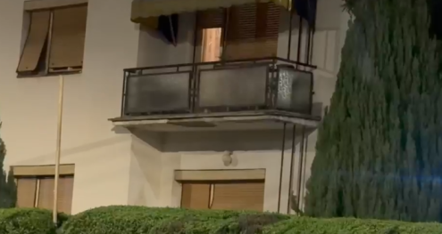 Info Shqip: Aksion policor në shtëpinë e ish-kryetares së Tetovës, Teuta Arifi