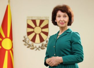Presidentja Siljanovska-Davkova nuk përkrah kërkesën e studentëve për provimin e jurisprudencës në shqip