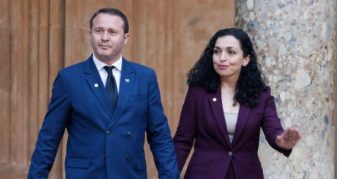 Info Shqip: Shteti në “shërbim” të Vjosa Osmanit edhe pas Presidencës: Pension 70%, veturë, zyrë dhe sigurime shëndetësore për të gjithë familjen