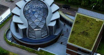 Info Shqip: Zviceranët mbledhin 5 mijë nënshkrime – ndalohet investimi i shqiptarëve për xhaminë 15 milionë franga