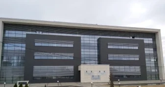 Info Shqip: Bastisje në disa lokacione, dyshime për keqpërdorim detyre dhe ryshfet