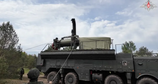 Info Shqip: “Diçka e madhe po ndodh!”, Rusia vendos më shumë armë bërthamore në Bjellorusi, NATO në alarm