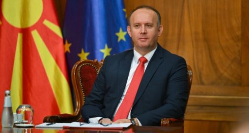 Info Shqip: Gashi: Kurban Bajrami na kujton vlerat e humanizmit dhe bashkimit shoqëror