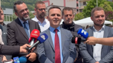 Info Shqip: Kasami: S’kemi kërkuar largimin e ambasadorit Denion Meidani