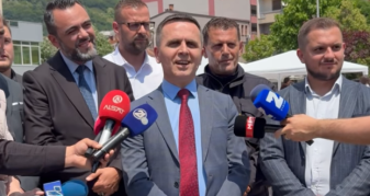 Info Shqip: Kasami: S’kemi kërkuar largimin e ambasadorit Denion Meidani