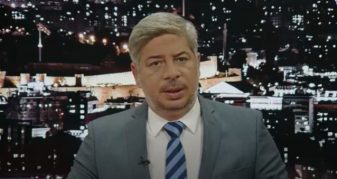 Info Shqip: Gazetari Kole Çashule porosi shqiptarëve: Mësoni maqedonisht nëse nuk doni pengesa, shqipja është thjesht një “alternativë”!
